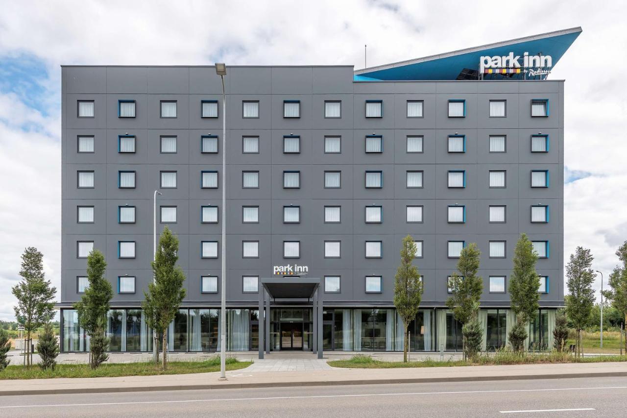 Park Inn By Radisson Vilnius Airport Hotel & Conference Centre Exterior photo